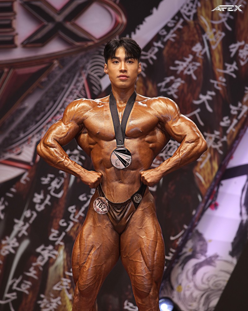 송영운 커버 이미지
