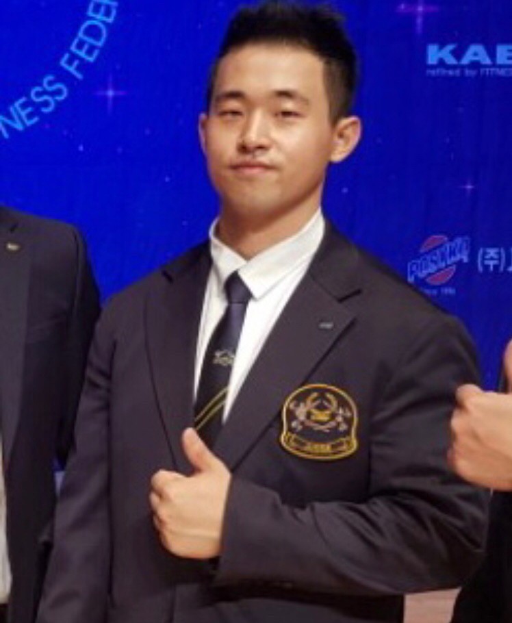 강성혁 커버 이미지