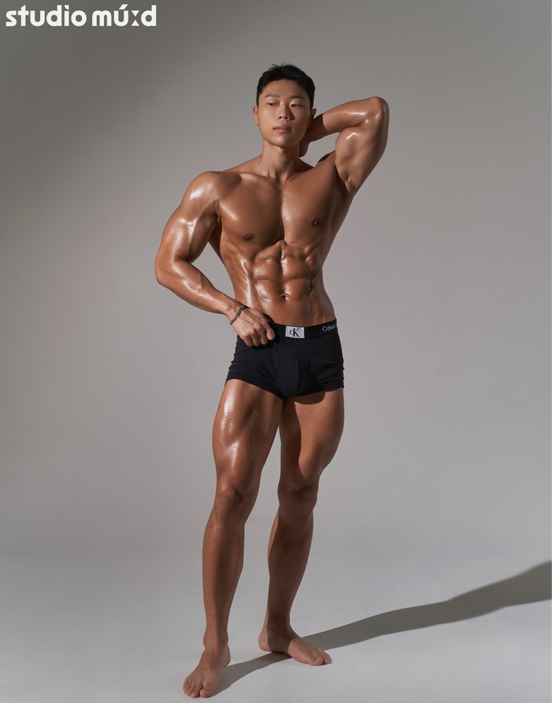 이준혁 커버 이미지