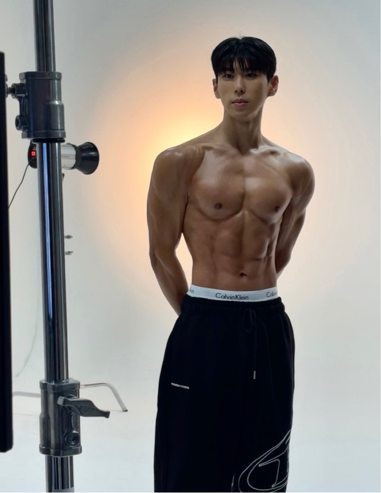 박지우 커버 이미지