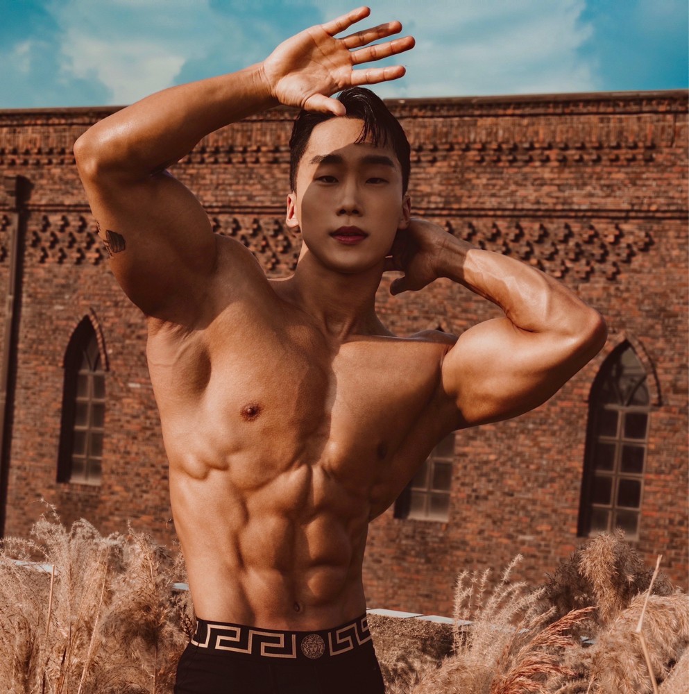 지민혁 커버 이미지