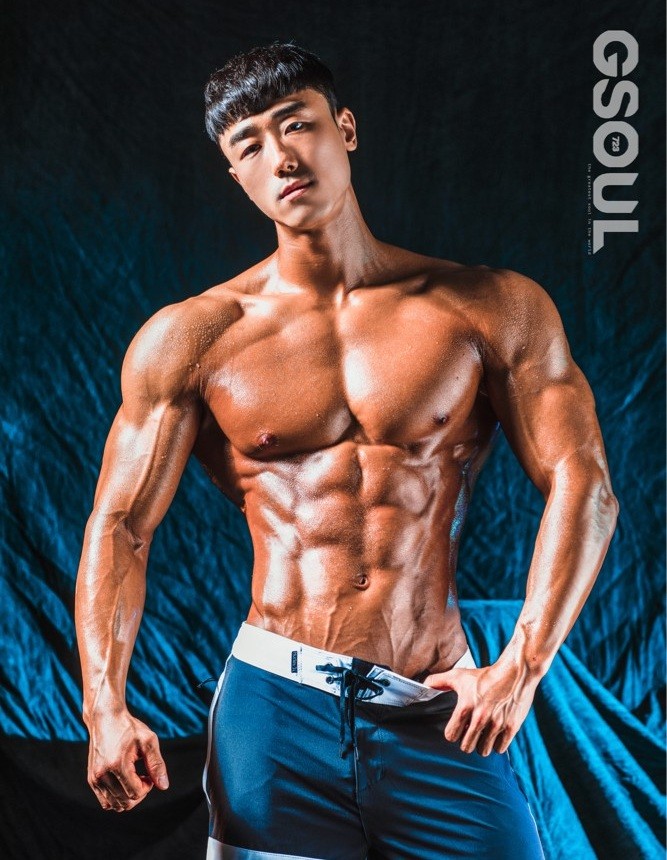 송민규 커버 이미지