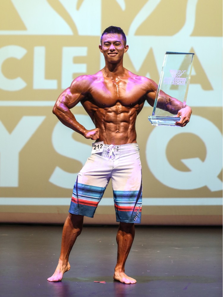 홍지원 커버 이미지