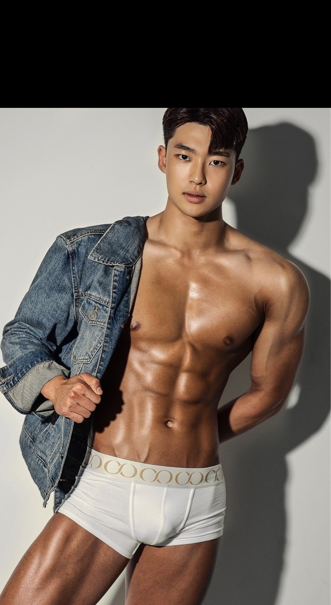 김윤태 커버 이미지