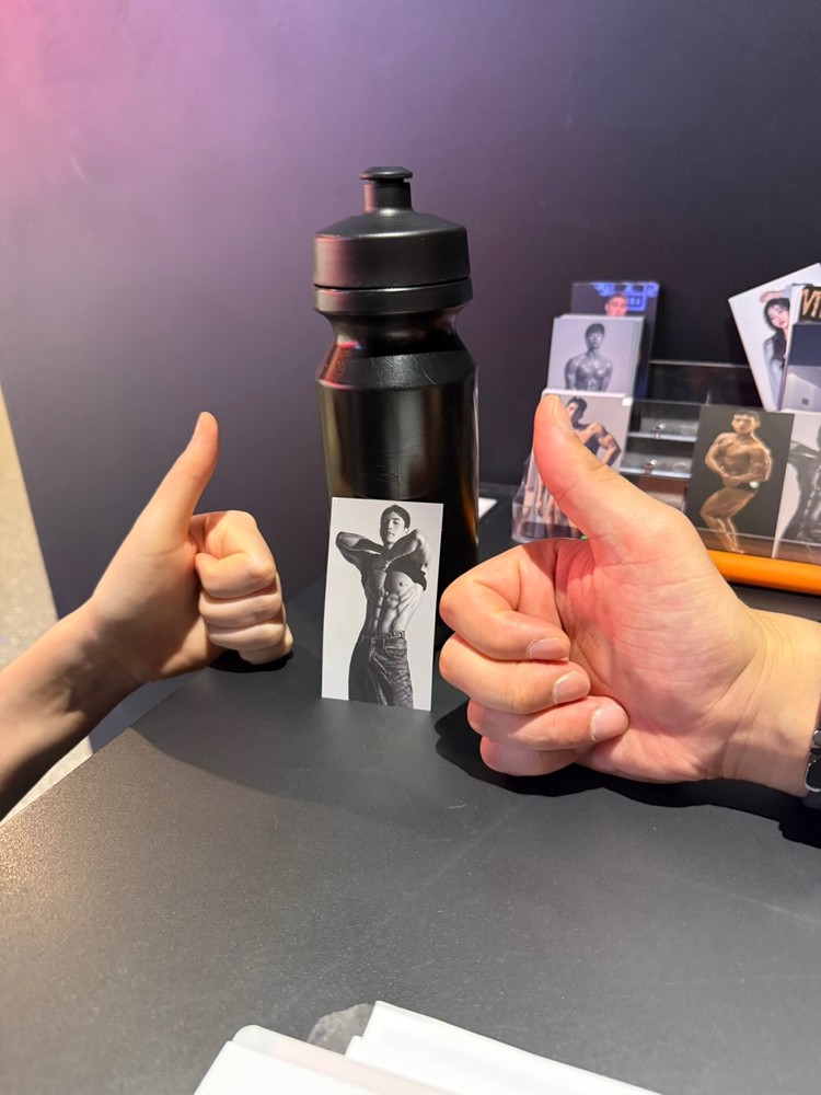 thumb