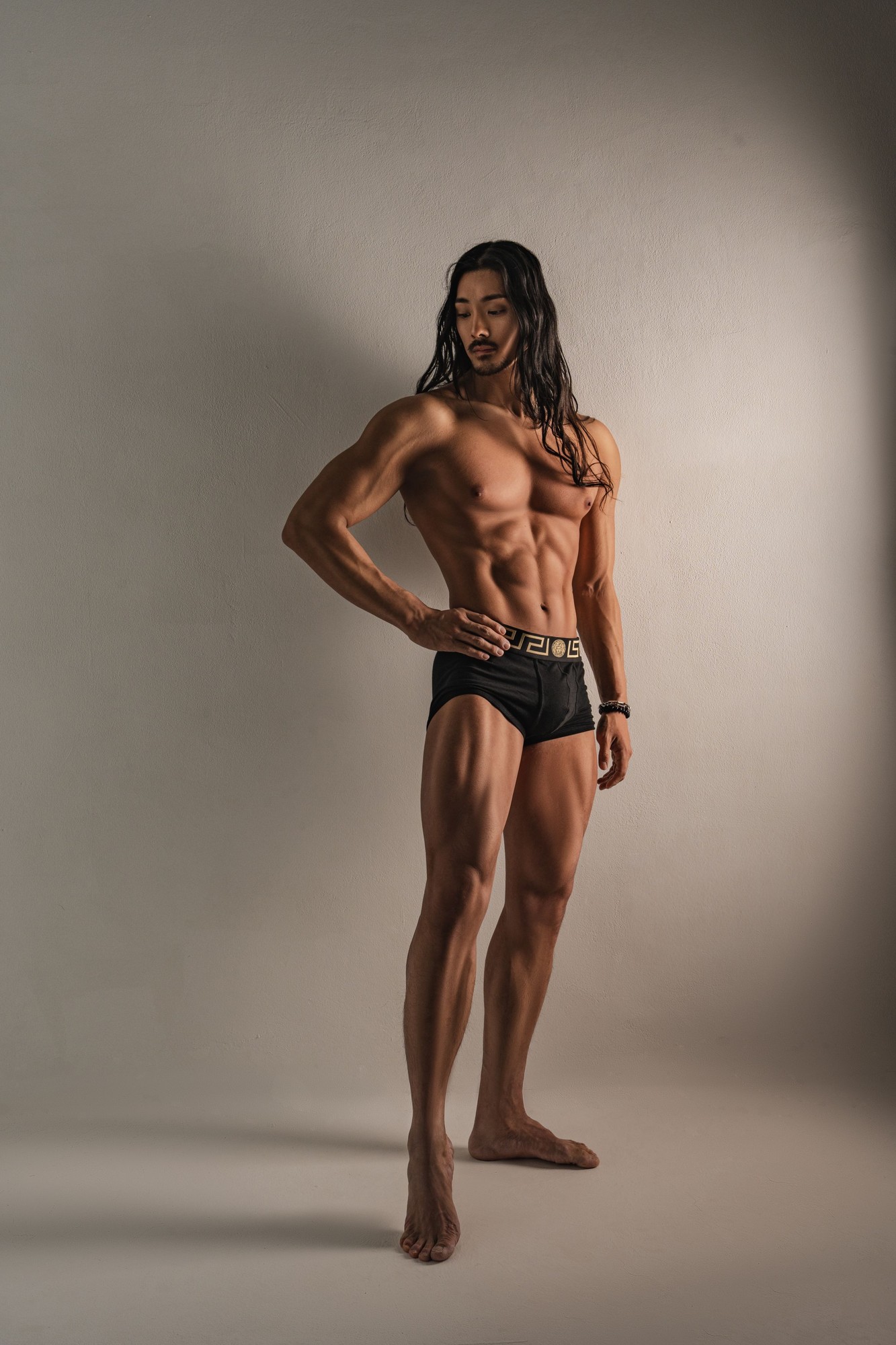 이완규 커버 이미지