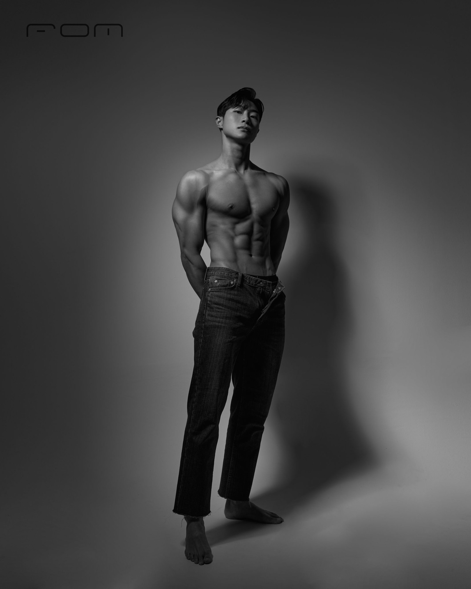 우요한 커버 이미지