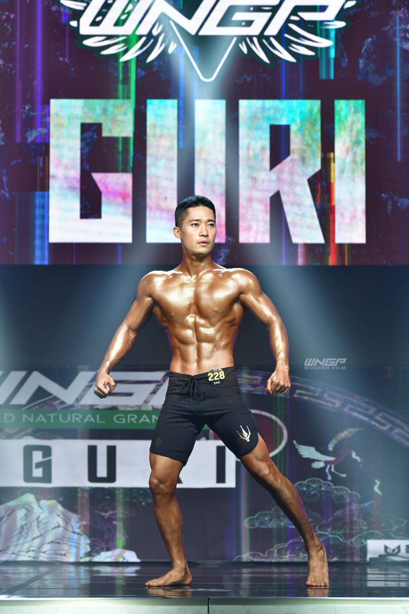 이준민 커버 이미지