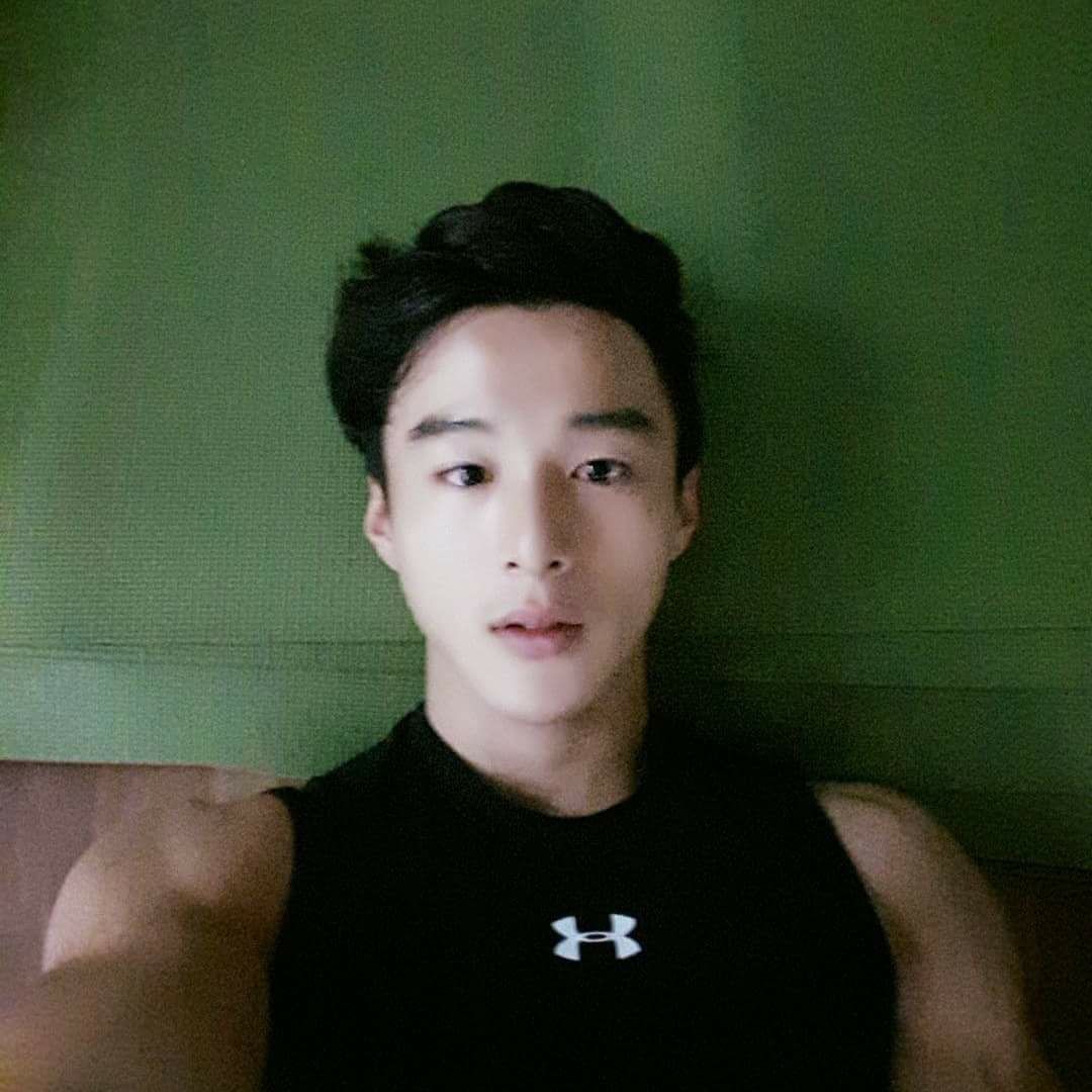 센트럴휘트니스 커버 이미지