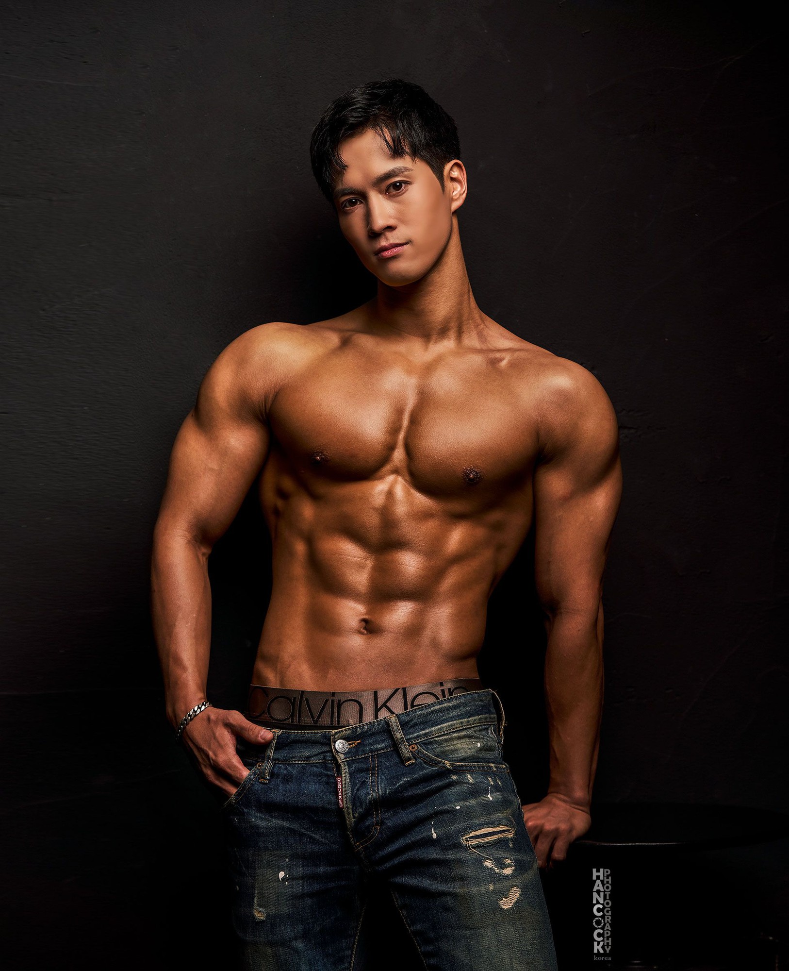 진명은 커버 이미지